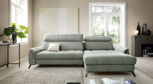 Manually adjustable backrest on Lago III sofa – front/back movement