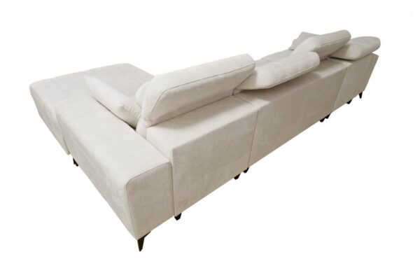 Side profile of DAFNE XII sofa, showing its sturdy construction