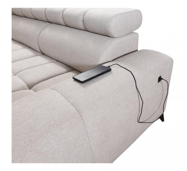 GRECO IV MAXI sofa with USB charging port detail in black